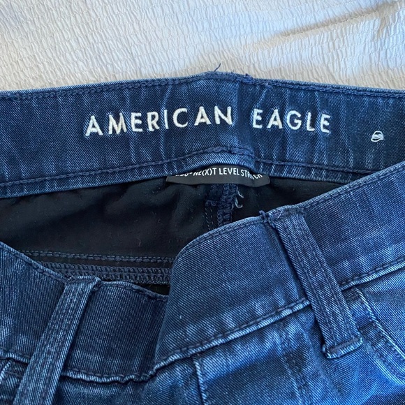 Women’s American Eagle Outfitters Dark Wash Pull On Jegging Jeans Size 4 - Picture 3 of 5